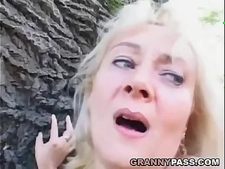 5891 blonde porn videos